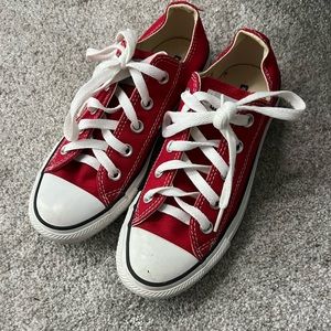 red low top converse